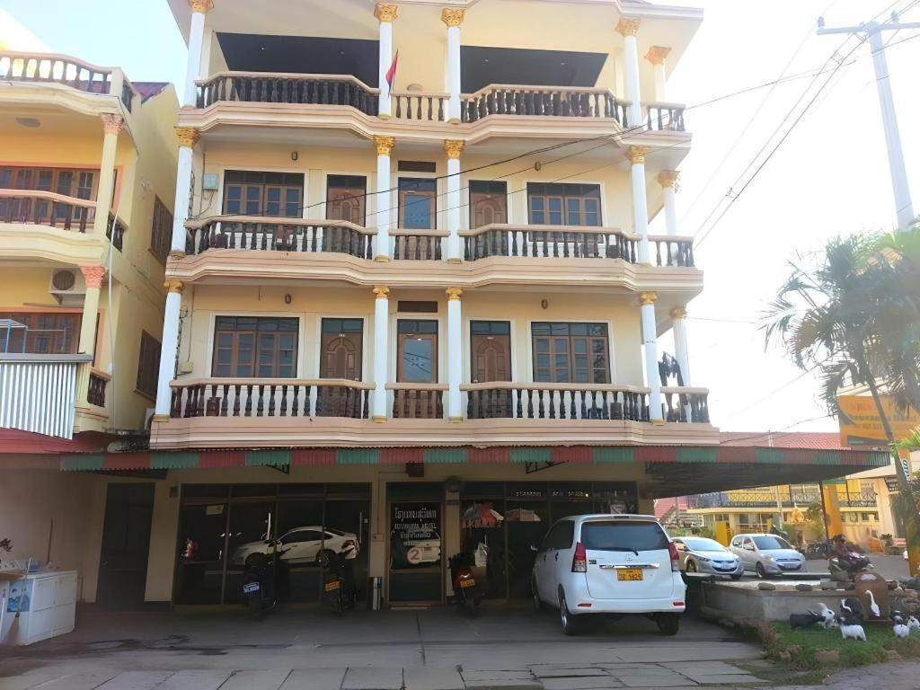 Souvanna 2 Hotel Vientiane Exterior photo